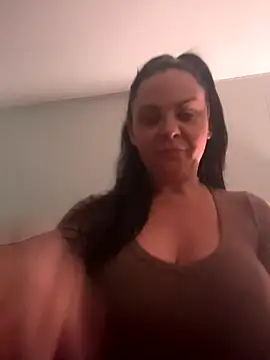 Snapshot of IvyWylde chatting on 12-01-24, 06:30 IvyWylde online show from 12-01-24, 06:30