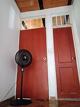 Snapshot of Sofia_Queen17 chatting on 12-01-24, 04:29 Sofia Queen17 online show from 12-01-24, 04:29