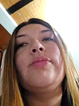 Snapshot of Sofia_Queen17 chatting on 02-16-25, 01:38 Sofia Queen17 online show from 02-16-25, 01:38