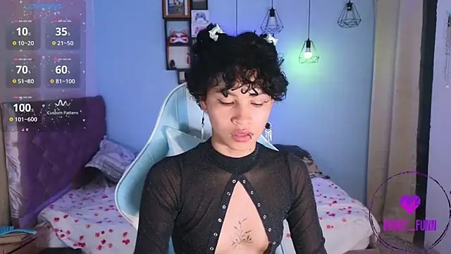 Snapshot of Peggy_Funn chatting on 03-03-25, 01:10 Peggy Funn online show from 03-03-25, 01:10