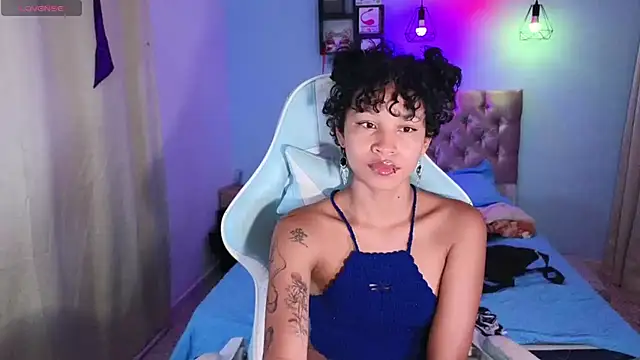 Snapshot of Peggy_Funn chatting on 03-12-25, 02:09 Peggy Funn online show from 03-12-25, 02:09