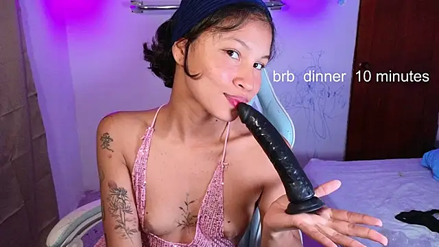 Snapshot of Peggy_Funn chatting on 09-10-25, 12:43 Peggy Funn online show from 09-10-25, 12:43