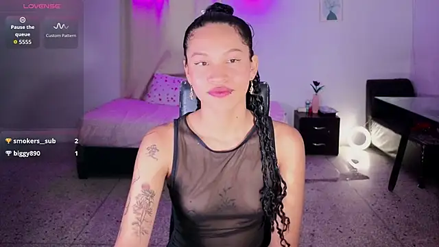 Snapshot of Peggy_Funn chatting on 10-02-25, 11:45 Peggy Funn online show from 10-02-25, 11:45