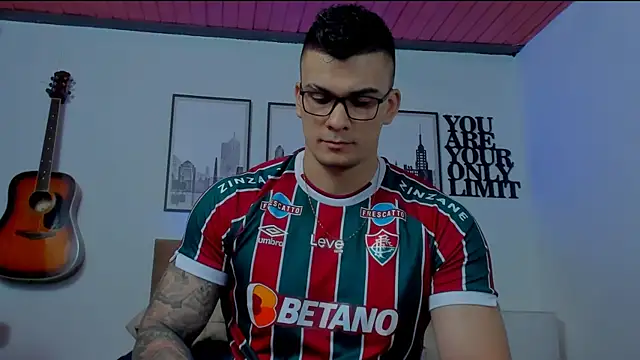 seancarreraa online show from 01-07-25, 09:35