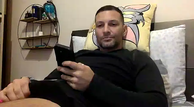 Snapshot of goroasroma90 chatting on 12-19-24, 03:52 goroasroma90 online show from 12-19-24, 03:52