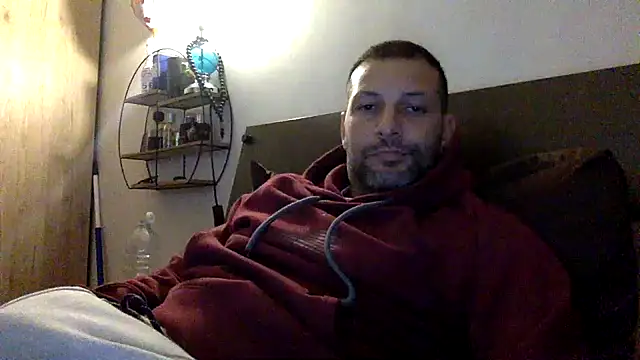 Snapshot of goroasroma90 chatting on 11-07-25, 03:45 goroasroma90 online show from 11-07-25, 03:45