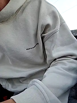 Zeefy online show from 11-30-25, 09:24