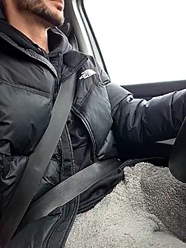 Snapshot of Zeefy chatting on 02-07-26, 09:13 Zeefy online show from 02-07-26, 09:13