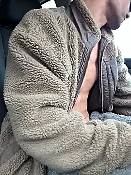 Snapshot of Zeefy chatting on 02-23-26, 08:33 Zeefy online show from 02-23-26, 08:33