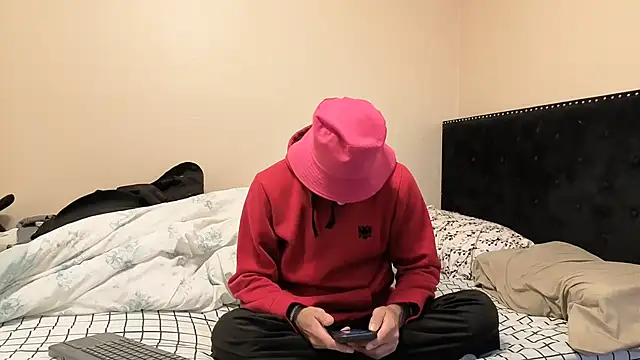 hailzeffn online show from 10-27-25, 12:42