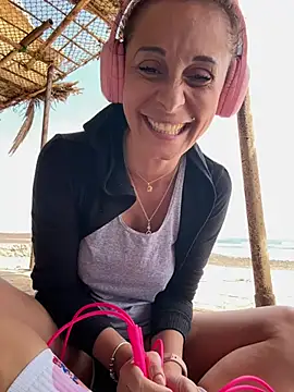 therealbeverlycious online show from 03-07-26, 12:46