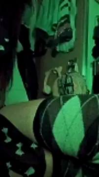 whitetrashdirtyslut online show from 12-21-25, 10:00