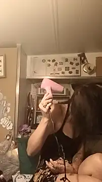 Snapshot of whitetrashdirtyslut chatting on 03-21-26, 06:18 whitetrashdirtyslut online show from 03-21-26, 06:18