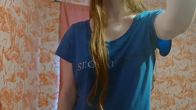 strawberrysmoothie online show from 12-22-25, 08:06