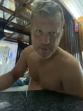 Snapshot of sexycouple109 chatting on 01-06-25, 07:56 sexycouple109 online show from 01-06-25, 07:56