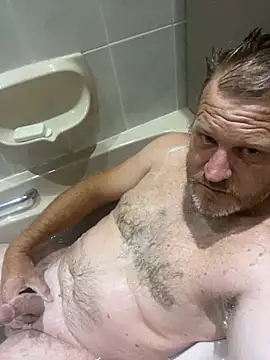 Snapshot of sexycouple109 chatting on 01-09-25, 06:57 sexycouple109 online show from 01-09-25, 06:57