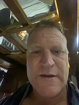 Snapshot of sexycouple109 chatting on 01-13-25, 07:21 sexycouple109 online show from 01-13-25, 07:21