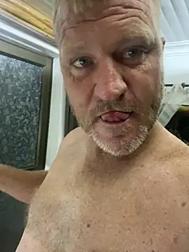 Snapshot of sexycouple109 chatting on 02-23-25, 06:45 sexycouple109 online show from 02-23-25, 06:45