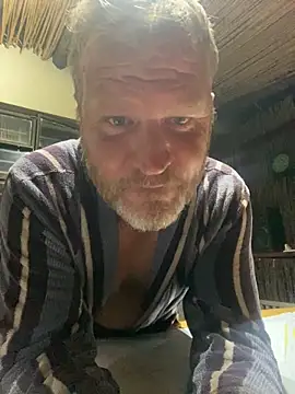 Snapshot of sexycouple109 chatting on 03-11-25, 07:03 sexycouple109 online show from 03-11-25, 07:03