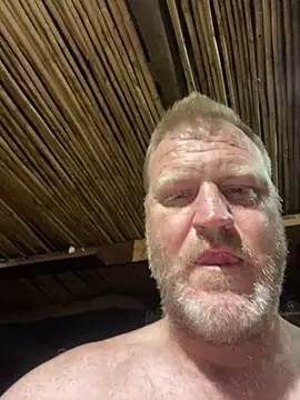 Snapshot of sexycouple109 chatting on 11-05-25, 08:20 sexycouple109 online show from 11-05-25, 08:20