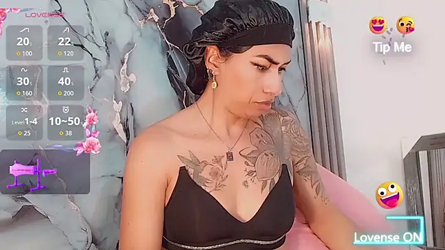 khiara moretti online show from 02-23-26, 11:51