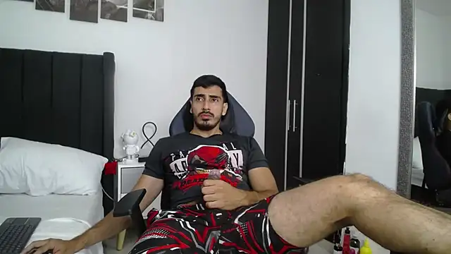 Snapshot of muscle_ares chatting on 02-09-25, 04:40 muscle ares online show from 02-09-25, 04:40