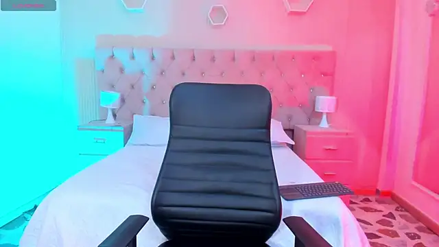 Snapshot of Agathaargent_ chatting on 10-31-25, 04:02 Agathaargent online show from 10-31-25, 04:02