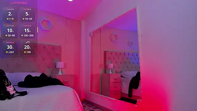 Snapshot of Agathaargent_ chatting on 11-29-25, 04:37 Agathaargent online show from 11-29-25, 04:37