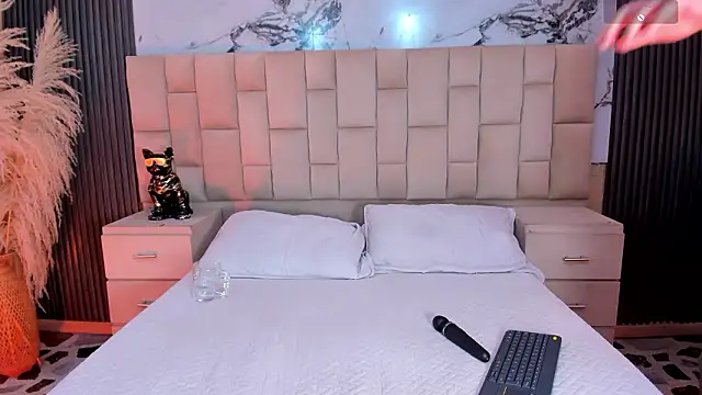 Agathaargent  online show from 03-08-26, 02:04