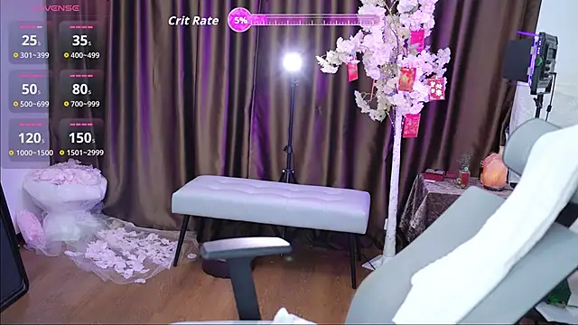 Snapshot of tina0604 chatting on 10-10-25, 12:20 tina0604 online show from 10-10-25, 12:20