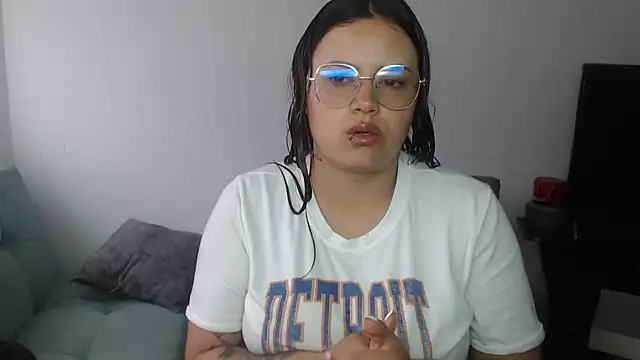 Snapshot of celeste_anny_1 chatting on 04-15-26, 04:25 celeste anny 1 online show from 04-15-26, 04:25