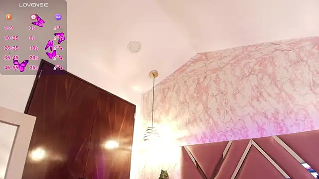 Snapshot of Miaa_Smiith1 chatting on 03-12-25, 03:29 Miaa Smiith1 online show from 03-12-25, 03:29