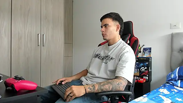 jacob firexx online show from 10-20-25, 03:01