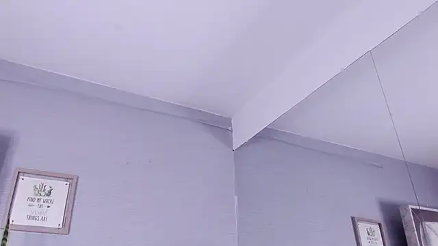 Sara Greey online show from 03-04-25, 03:48