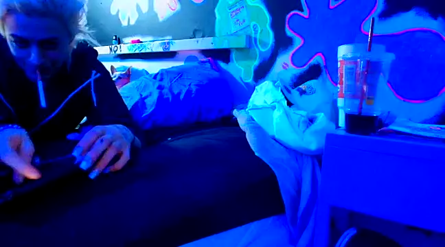 watermellonpussy online show from 12-09-24, 04:12