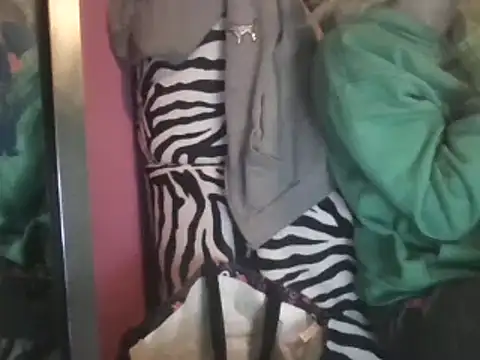 watermellonpussy online show from 02-05-25, 09:04