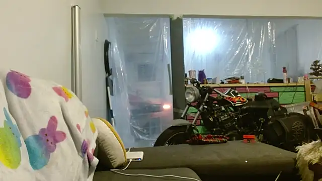 watermellonpussy online show from 04-26-26, 08:12