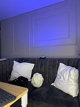 GabriellaFerrer online show from 11-13-25, 10:03