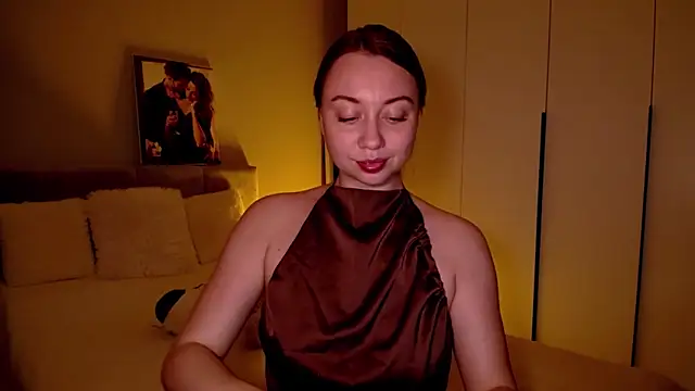 Snapshot of DanielaWisse chatting on 06-18-26, 08:57 DanielaWisse online show from 06-18-26, 08:57