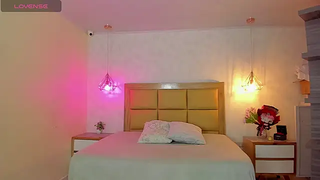 LARSONMIA online show from 03-07-26, 12:24