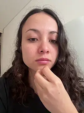Megan Rodrigo online show from 05-19-26, 12:00
