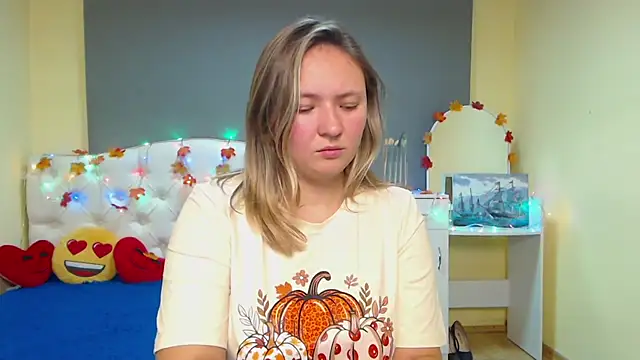 SallyVerda online show from 11-12-25, 07:13