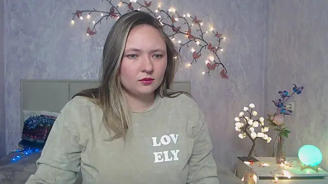 SallyVerda online show from 03-17-26, 06:33