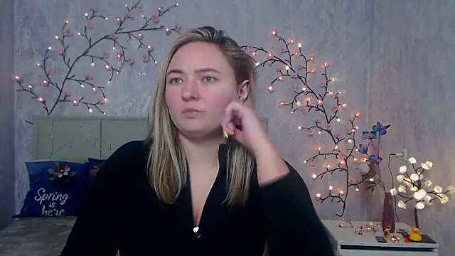 SallyVerda online show from 04-24-26, 06:43