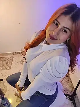 Snapshot of Amber_Martins_ chatting on 06-11-26, 12:08 Amber Martins online show from 06-11-26, 12:08
