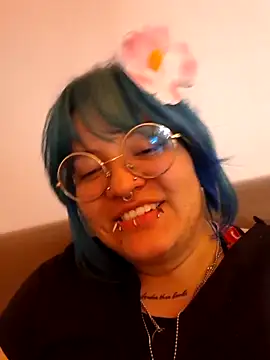 lucky-leah online show from 02-07-26, 03:32