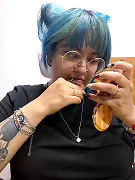 lucky-leah online show from 02-19-26, 04:19