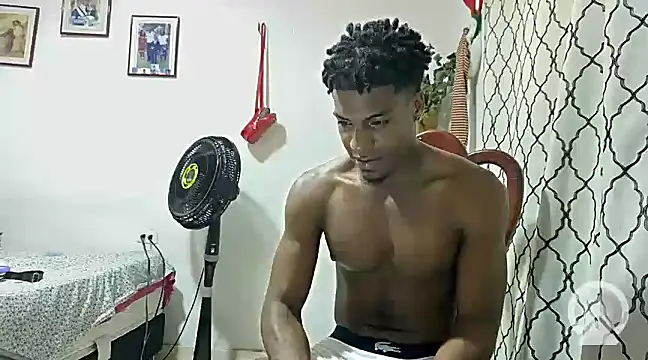 andrews2399 online show from 02-07-25, 03:23