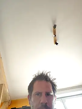 Snapshot of nicobrest16 chatting on 12-17-25, 02:34 nicobrest16 online show from 12-17-25, 02:34