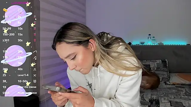 April se online show from 01-29-25, 01:58